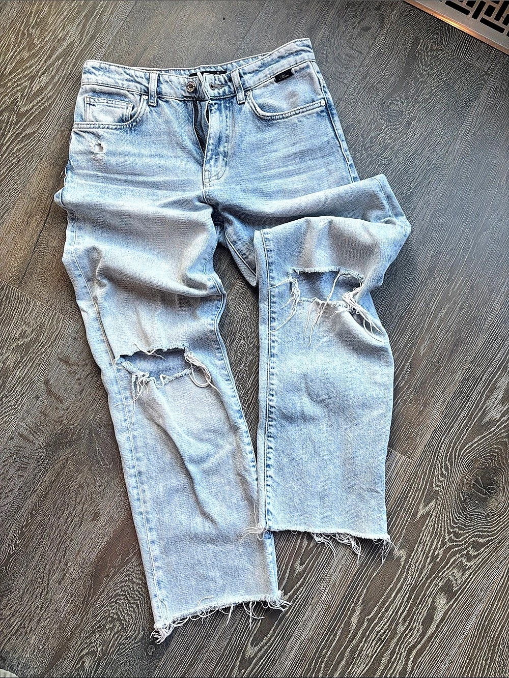 Mavi Barcelona Distressed Boyfriend Jeans in Blue Waist 26 length 2940